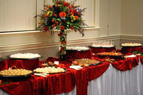 decorations-for-buffet-table-at-wedding-reception-wedding-reception-buffet-table-ideas-candy-buffet-table-decoration-ideas-decorate-buffet-table-christmas-party